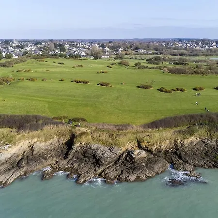 La Ferme Du Golf, Atypique Et Artistique Alojamento de Acomodação e Pequeno-almoço Lancieux
