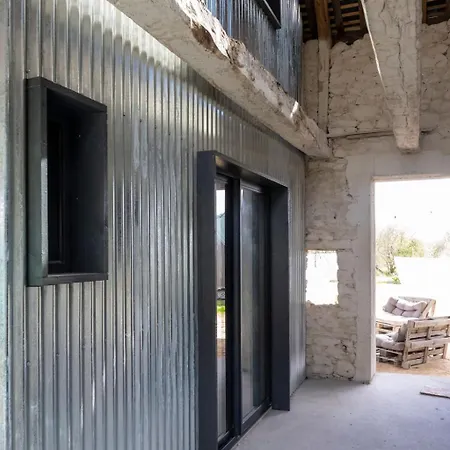 La Ferme Du Golf, Atypique Et Artistique Alojamento de Acomodação e Pequeno-almoço Lancieux