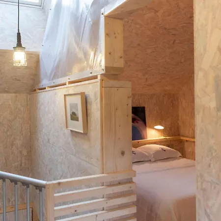 Bed & Breakfast La Ferme Du Golf, Atypique Et Artistique *