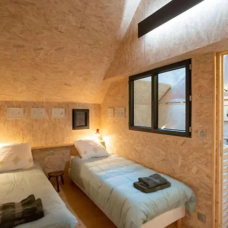La Ferme Du Golf, Atypique Et Artistique Bed & Breakfast Lancieux